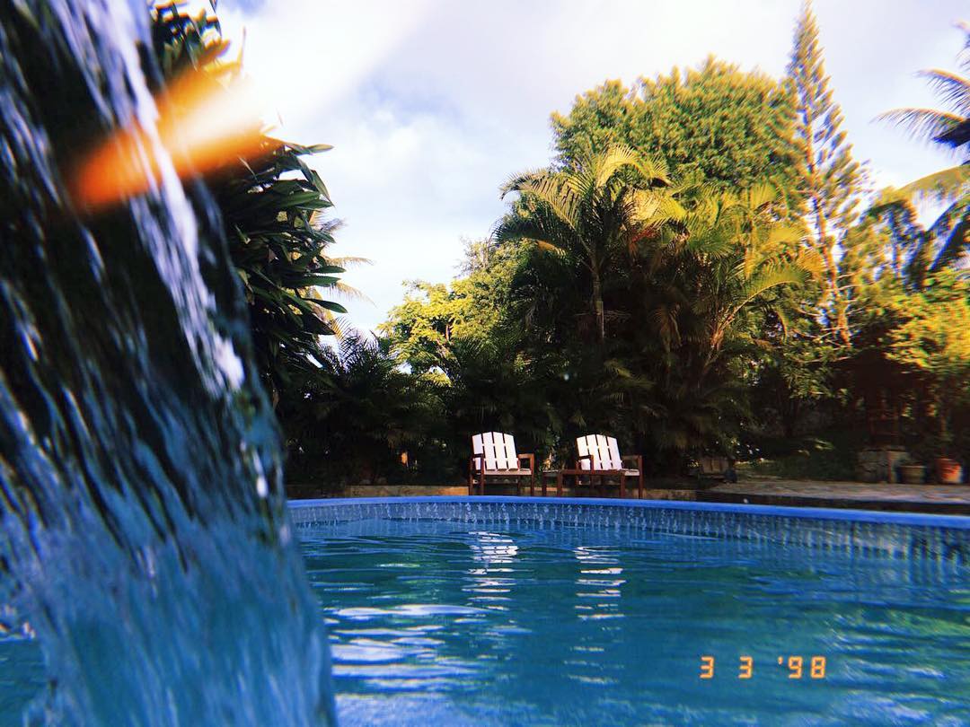 Piscina durante o dia